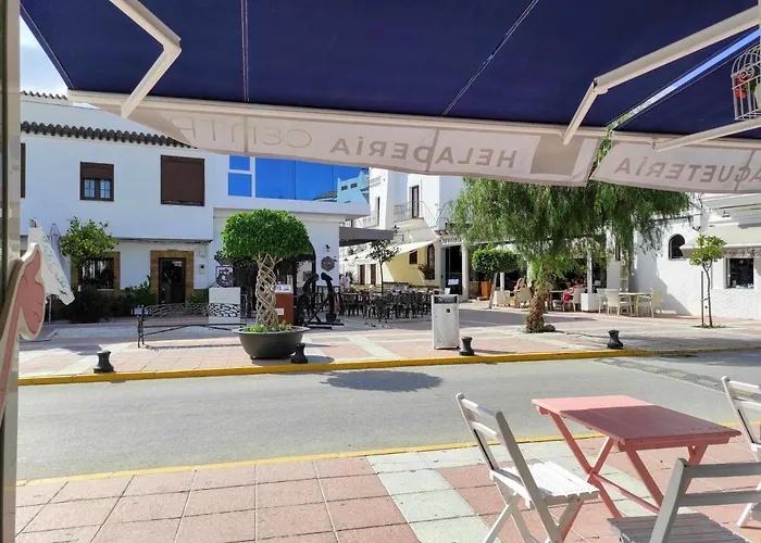 Coqueto Y Practico Apartamento En Pueblo De Zahara